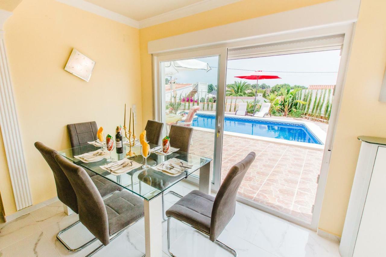 Villa Hayahay With Private Pool & Amazing View Κάλπε Εξωτερικό φωτογραφία